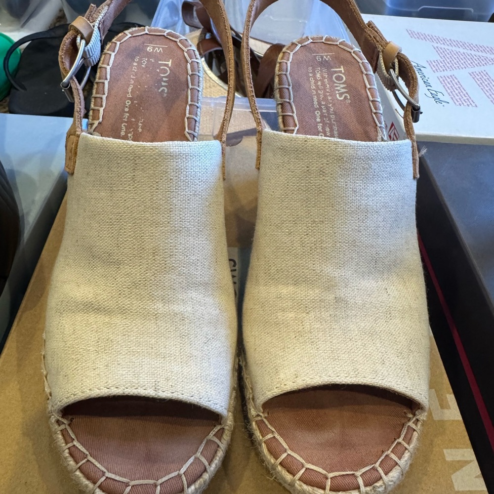 Tom’s Wedges